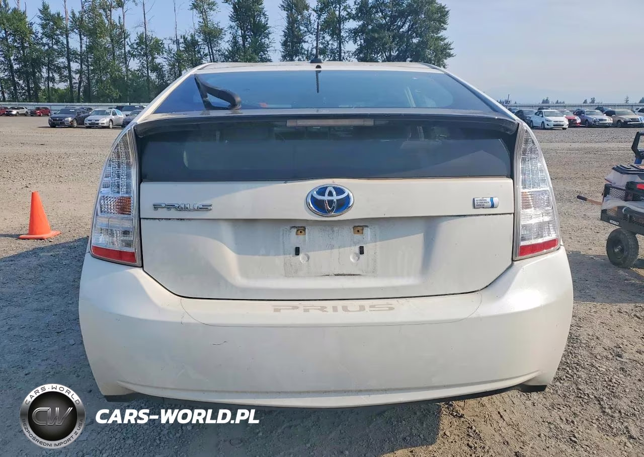 2011 Toyota Prius Four VIN:JTDKN3DU0B1425143 - 6