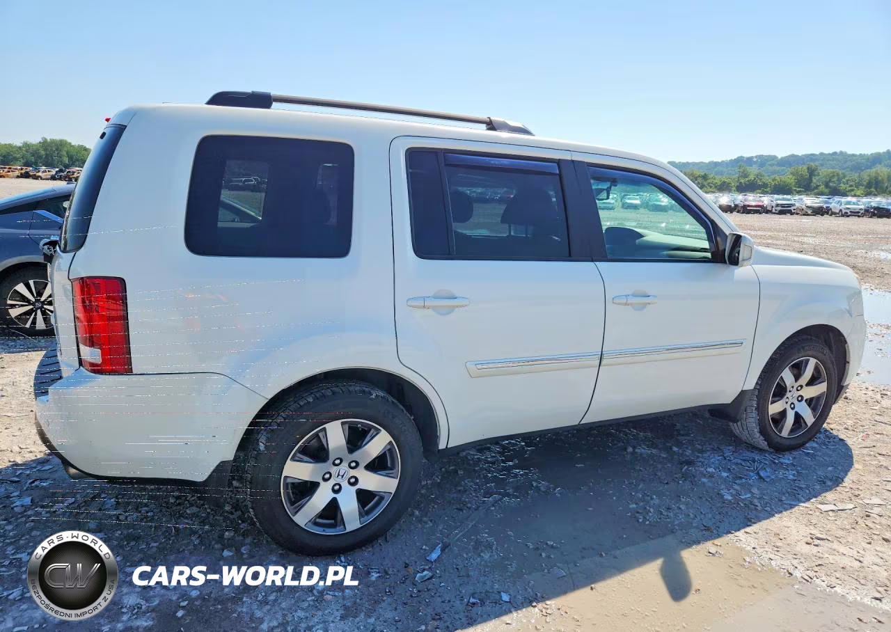 2013 Honda Pilot Touring VIN:5FNYF4H92DB016056 - 3