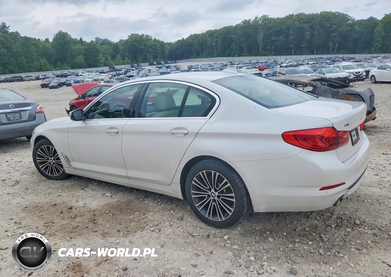 2020 BMW 530 Xi VIN:WBAJR7C04LCE17820 - 2