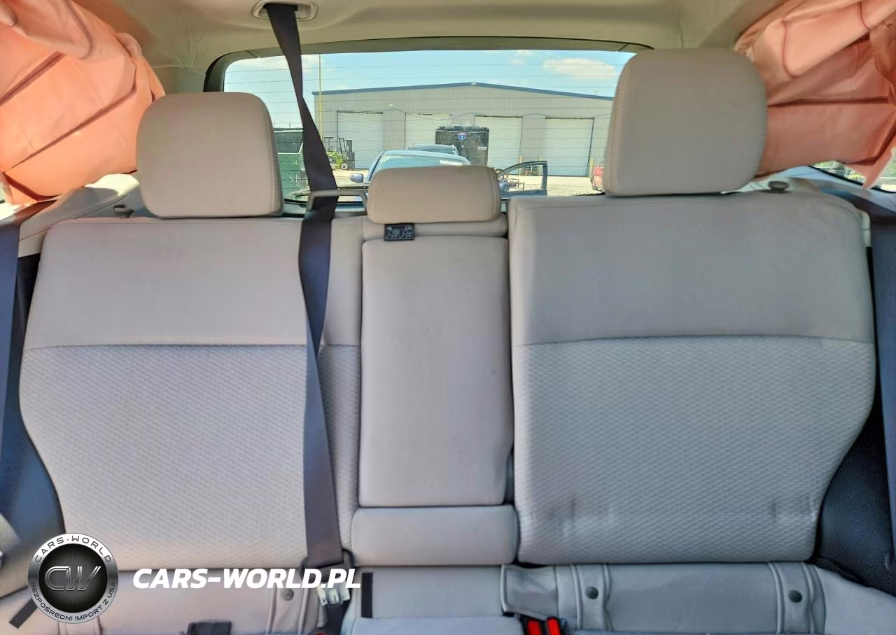 2016 Subaru Forester 2.5I Premium VIN:JF2SJADC5GH432208 - 10