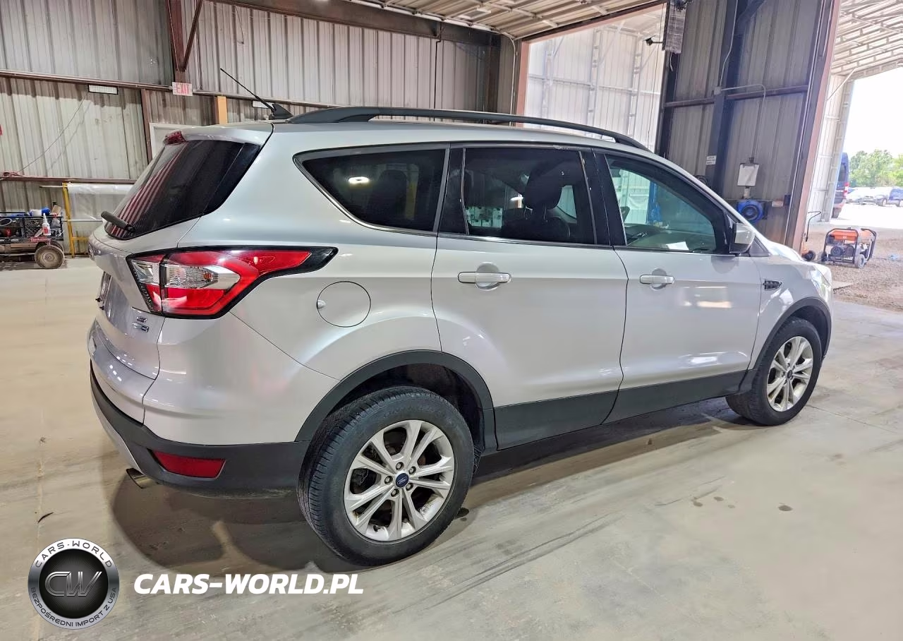 2018 Ford Escape Se VIN:1FMCU9GD5JUD35372 - 3