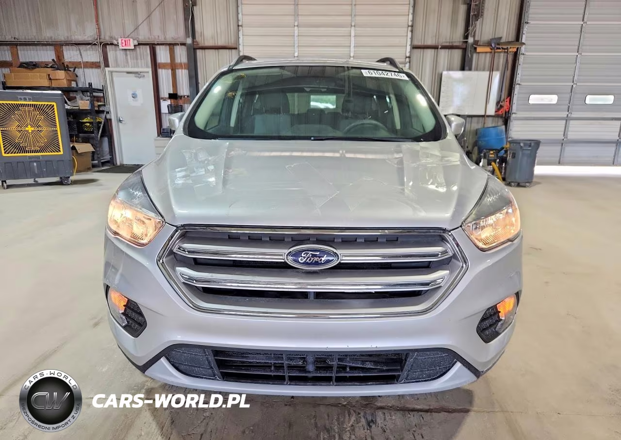 2018 Ford Escape Se VIN:1FMCU9GD5JUD35372 - 5