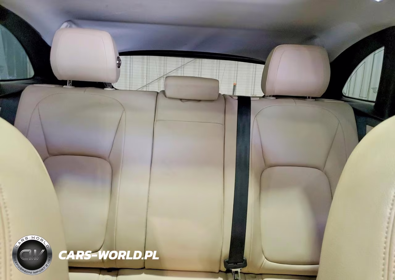 2017 Jaguar F-Pace Premium VIN:SADCJ2BV8HA884228 - 10