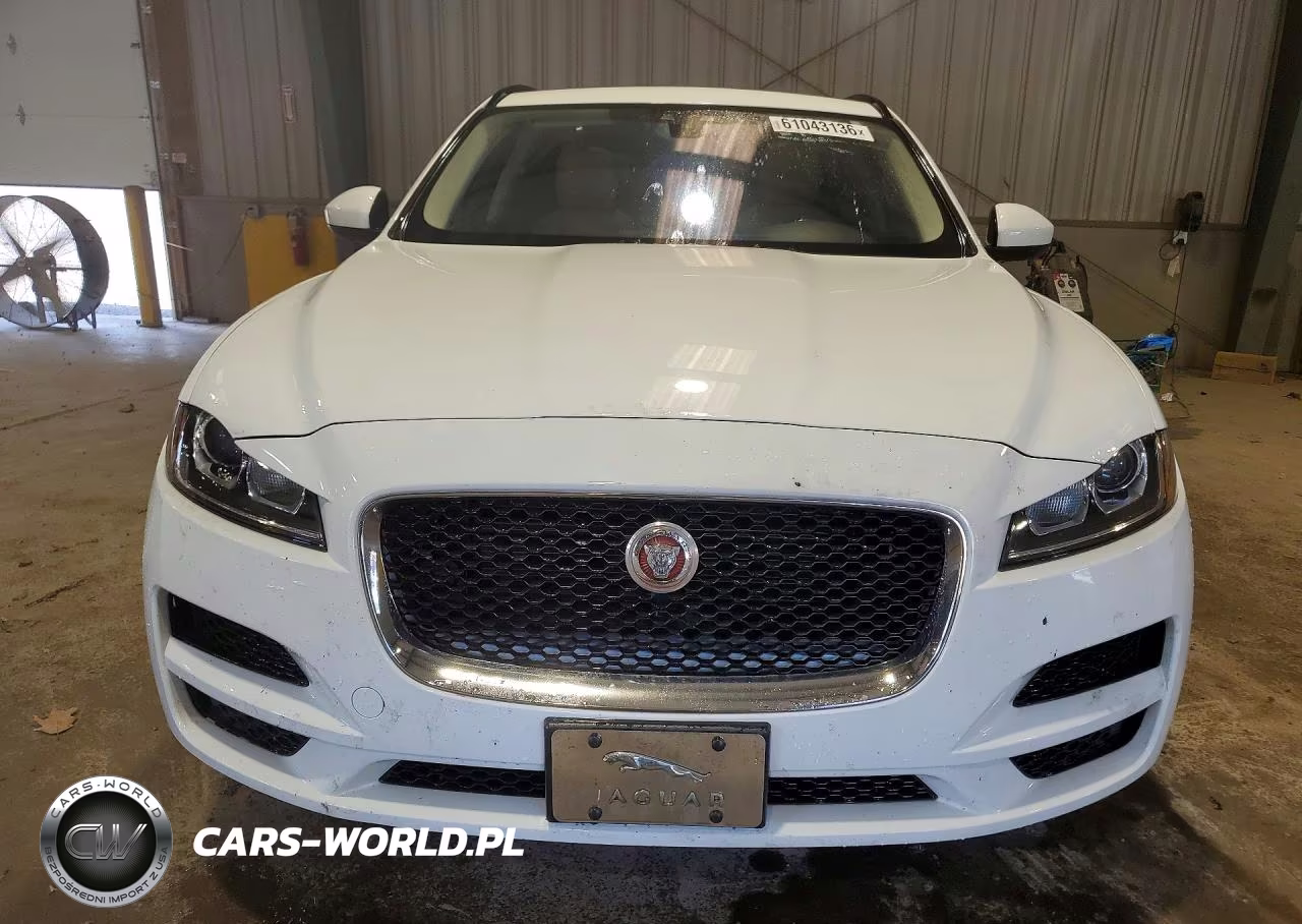 2017 Jaguar F-Pace Premium VIN:SADCJ2BV8HA884228 - 5