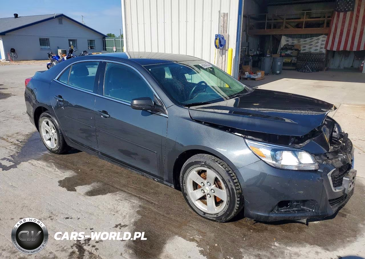 2015 Chevrolet Malibu Ls VIN:1G11B5SL9FF311783 - 4