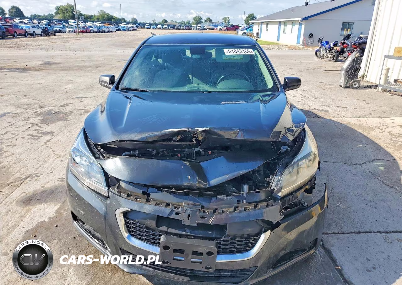 2015 Chevrolet Malibu Ls VIN:1G11B5SL9FF311783 - 5