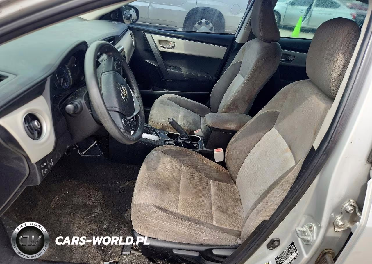 2018 Toyota Corolla Le VIN:5YFBURHE1JP782009 - 7