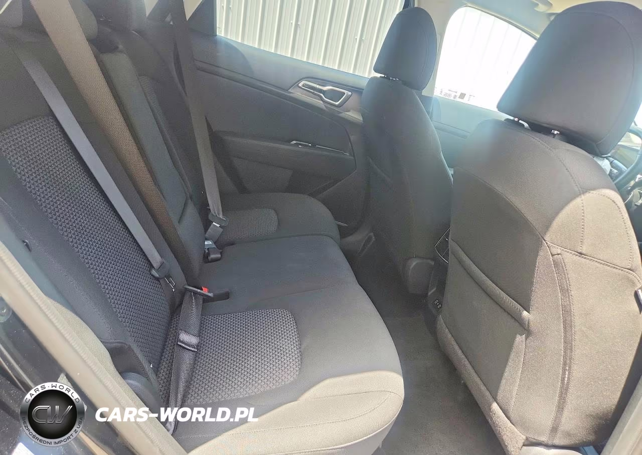 2026 Kia Sportage Lx VIN:5XYK23DF3TG381196 - 10