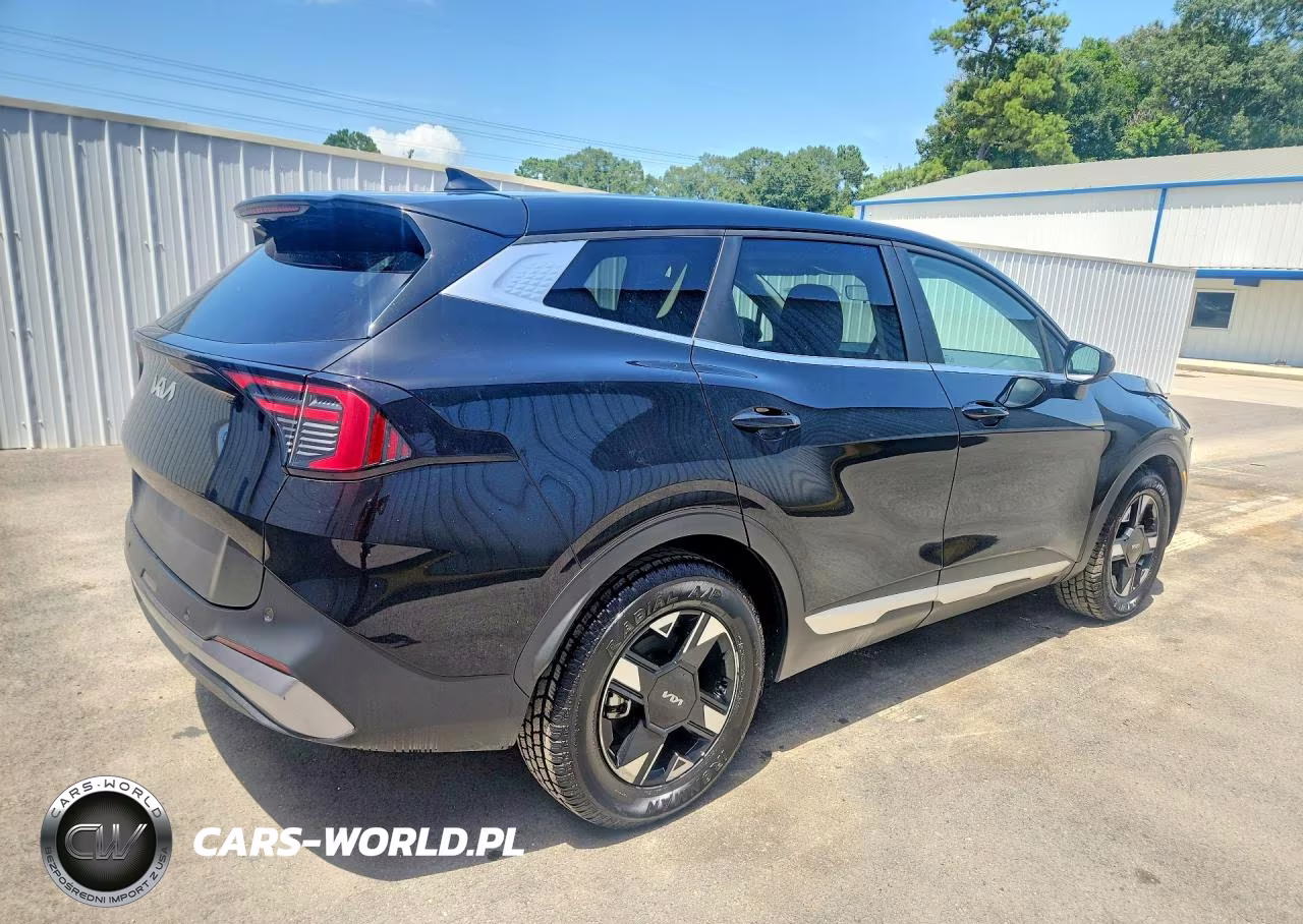 2026 Kia Sportage Lx VIN:5XYK23DF3TG381196 - 3