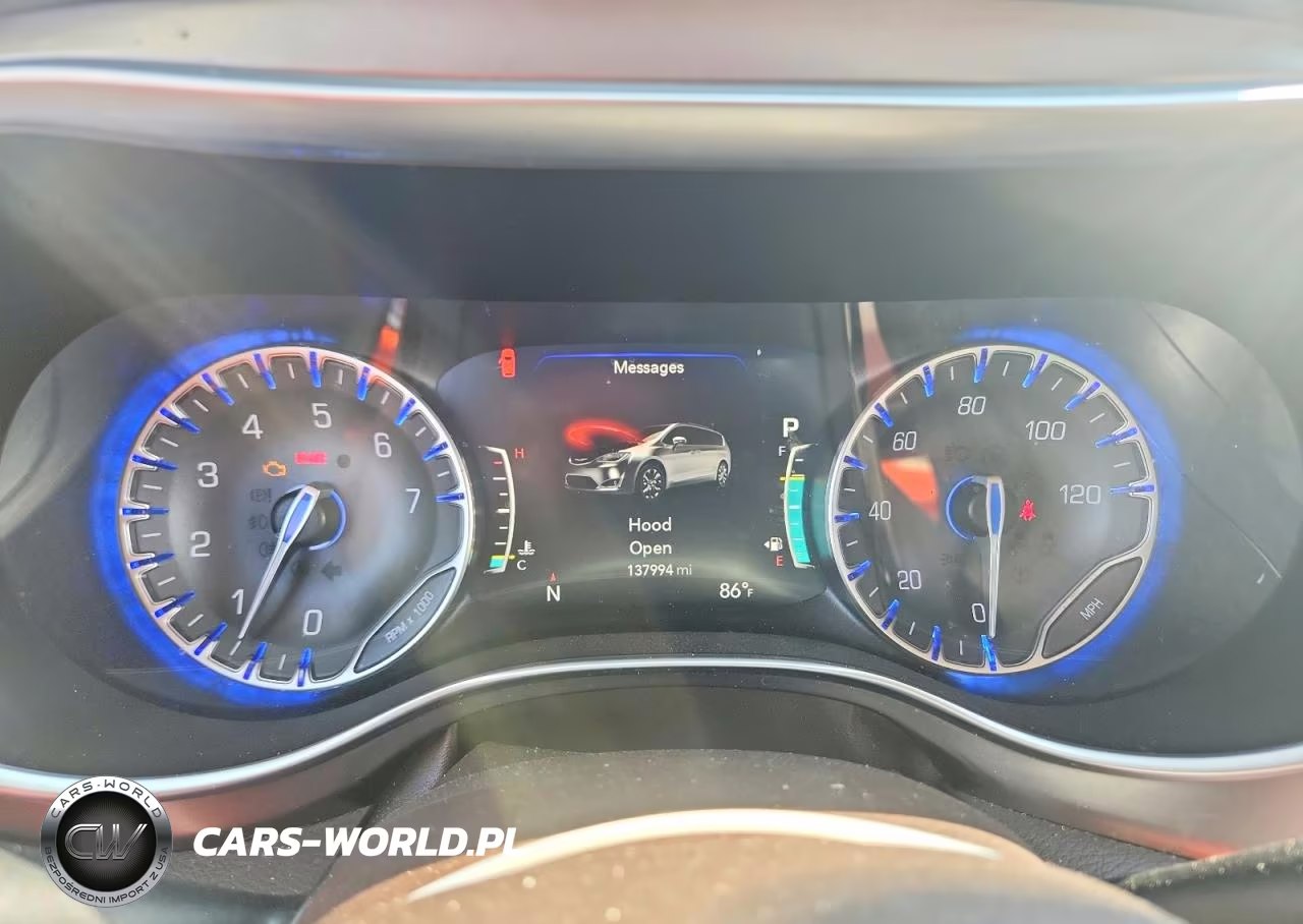 2018 Chrysler Pacifica Touring L Plus VIN:2C4RC1EG7JR157882 - 9
