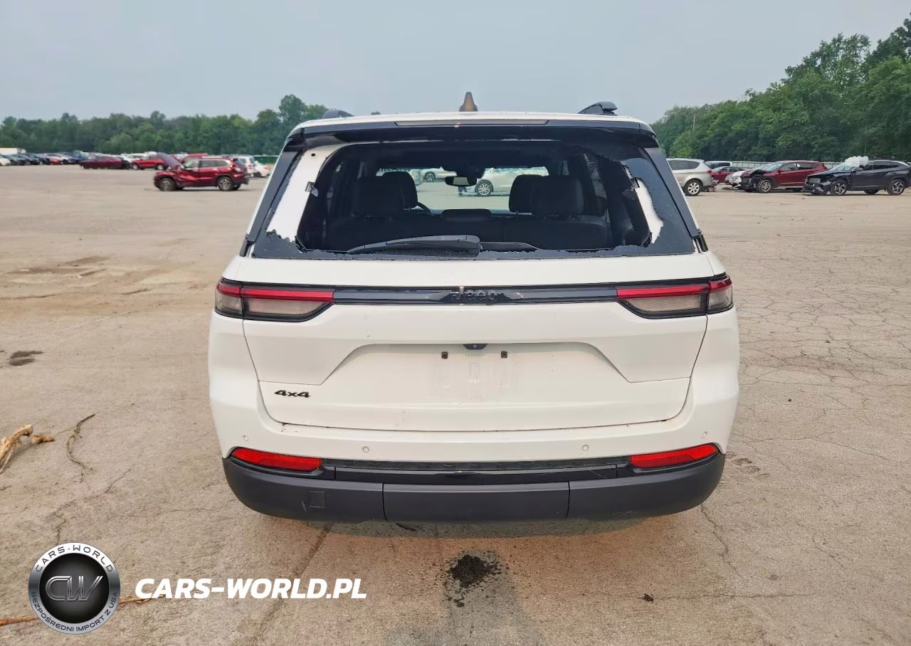 2024 Jeep Grand Cherokee Laredo VIN:1C4RJHAGXR8944207 - 6