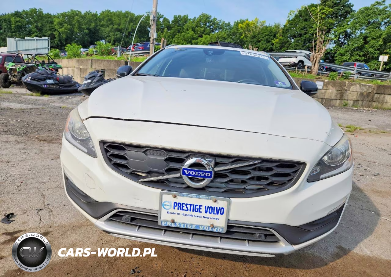 2016 Volvo V60 Cross Country Premier VIN:YV4612HK5G1008606 - 5
