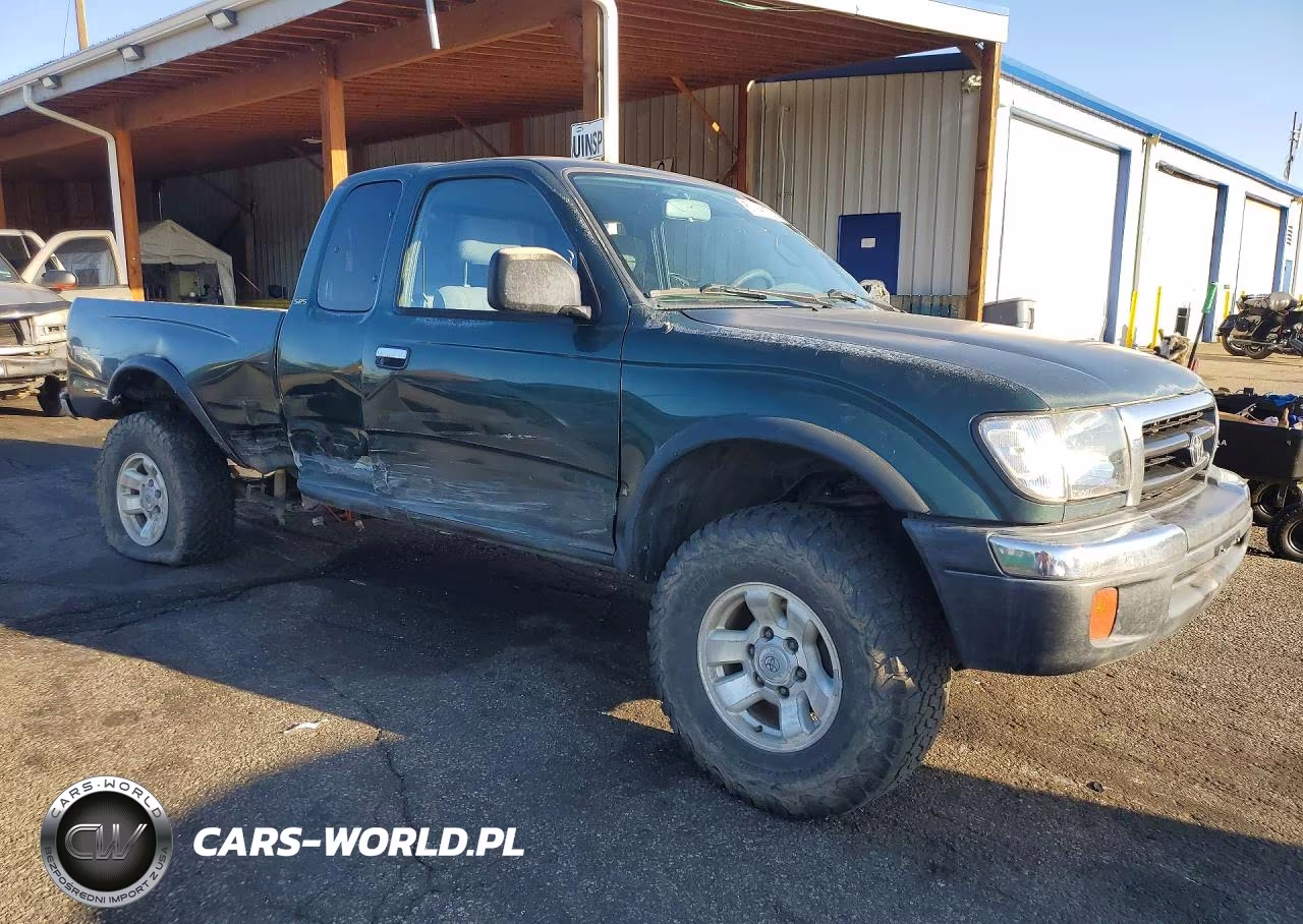 2000 Toyota Tacoma Xtracab VIN:5TEWN72N3YZ717291 - 4