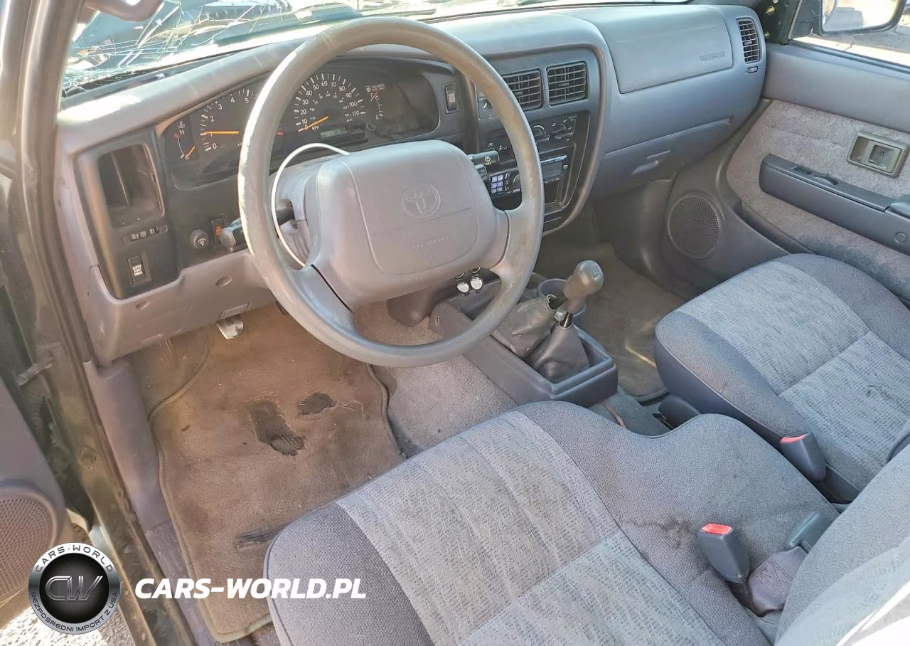2000 Toyota Tacoma Xtracab VIN:5TEWN72N3YZ717291 - 8