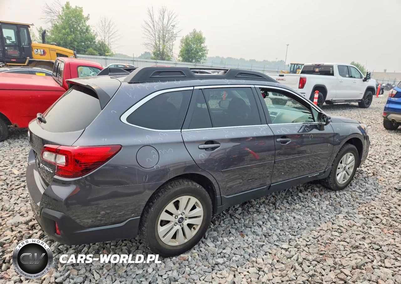 2019 Subaru Outback 2.5I Premium VIN:4S4BSAHC2K3270805 - 3