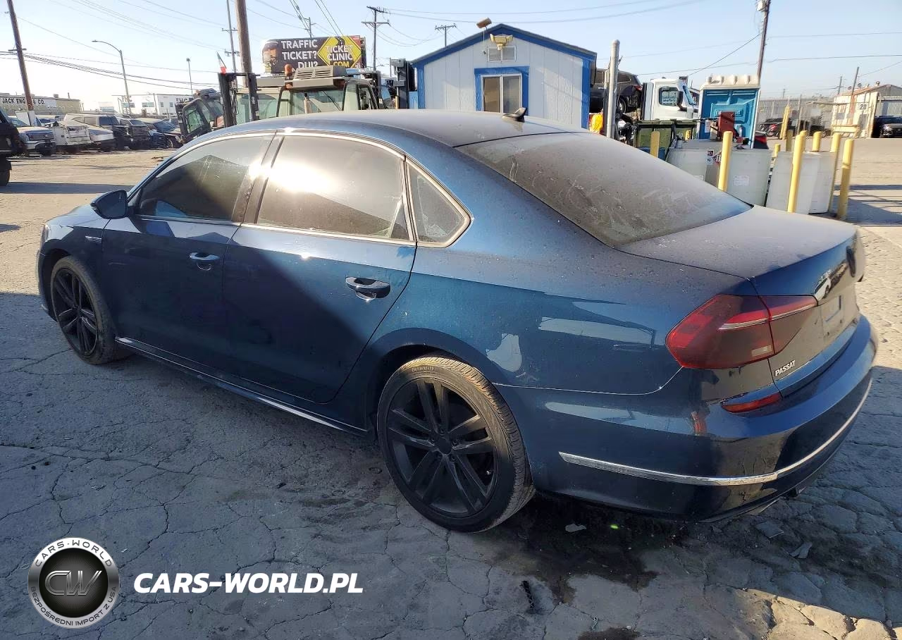 2018 Volkswagen Passat VIN:1VWAA7A34JC016718 - 2