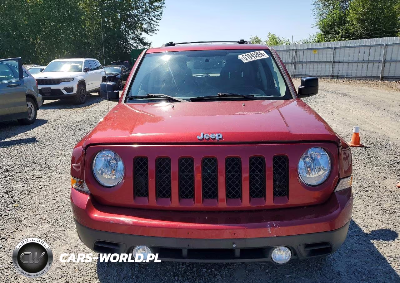 2014 Jeep Patriot Latitude VIN:1C4NJPFAXED509699 - 5