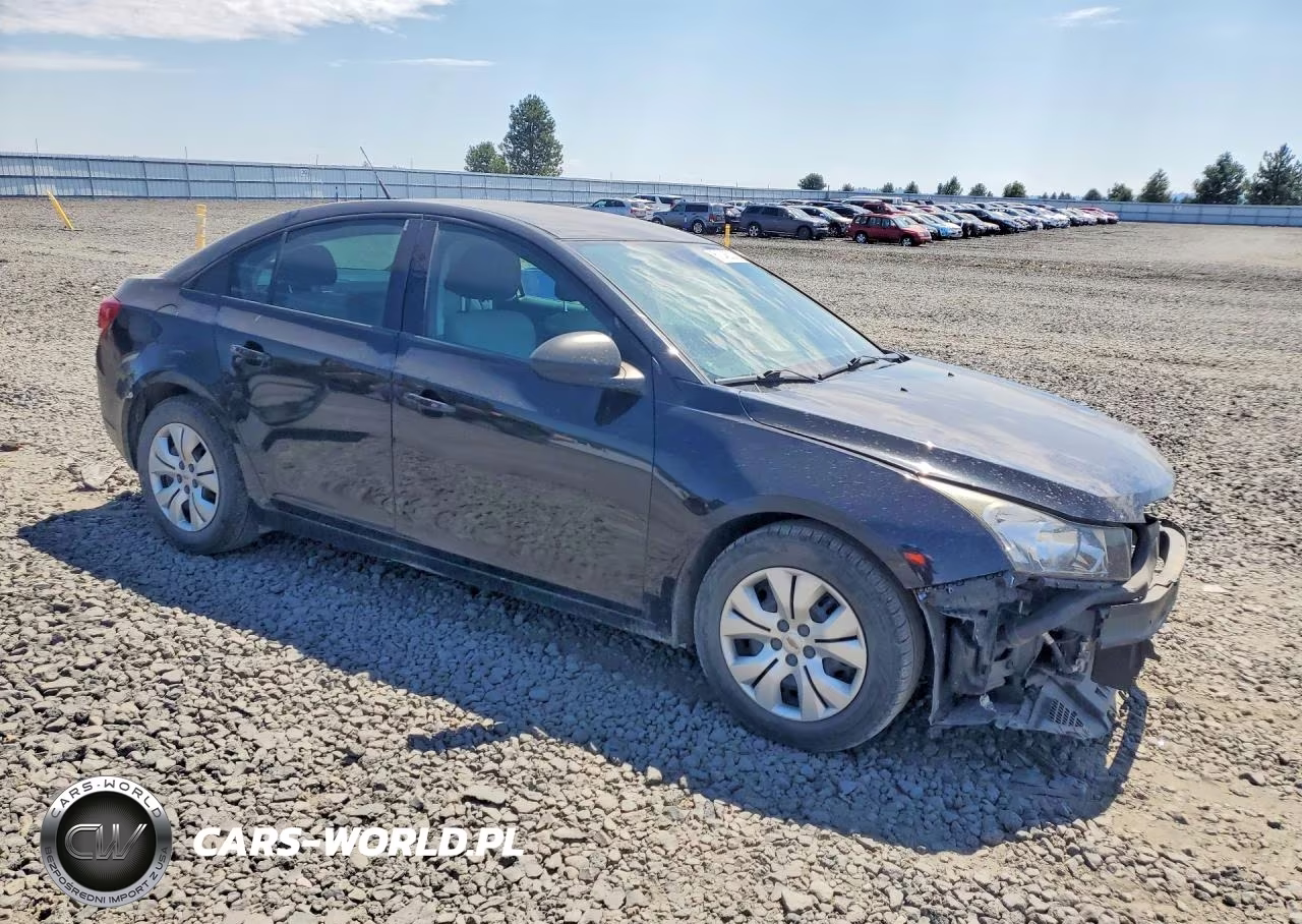 2014 Chevrolet Cruze Ls VIN:1G1PA5SG5E7431525 - 4