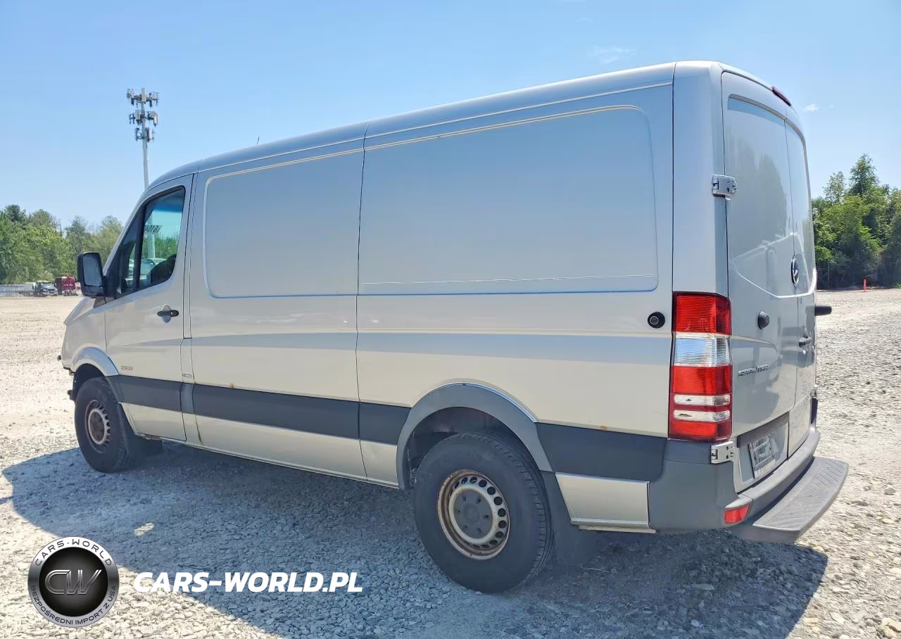 2015 Mercedes-Benz Sprinter 2500 Delivery Van VIN:WD3PE7CCXFP123622 - 2