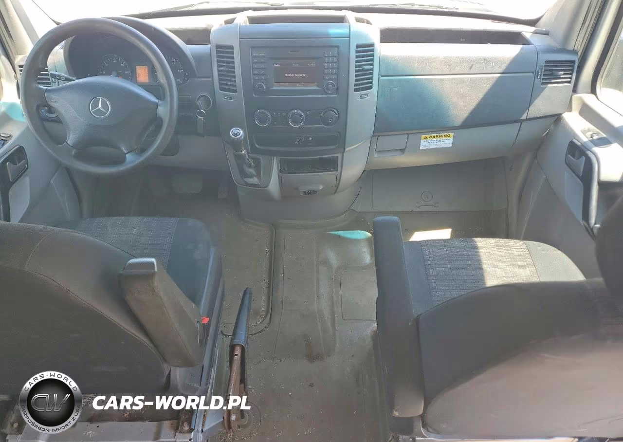 2015 Mercedes-Benz Sprinter 2500 Delivery Van VIN:WD3PE7CCXFP123622 - 8