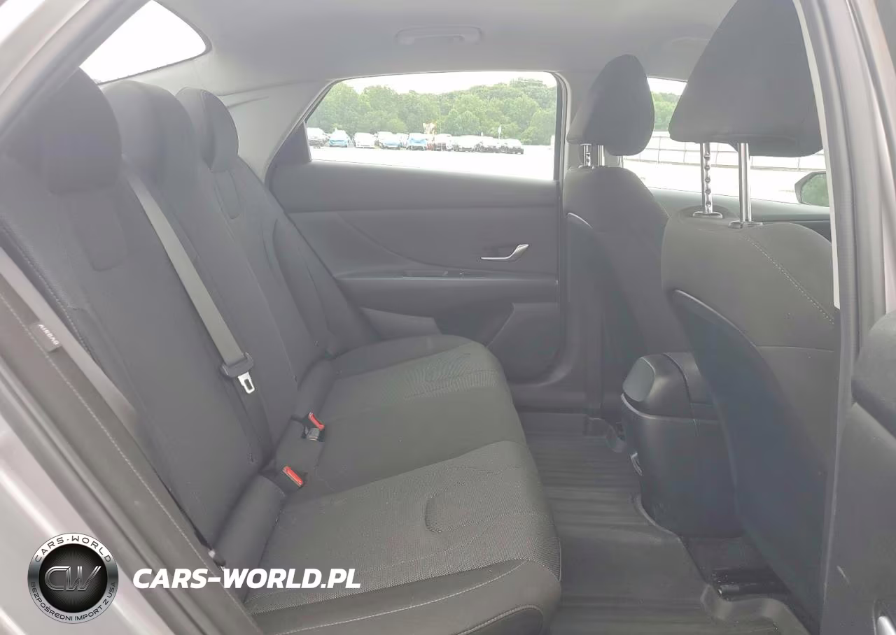 2025 Hyundai Elantra Se VIN:KMHLL4DG6SU049231 - 10