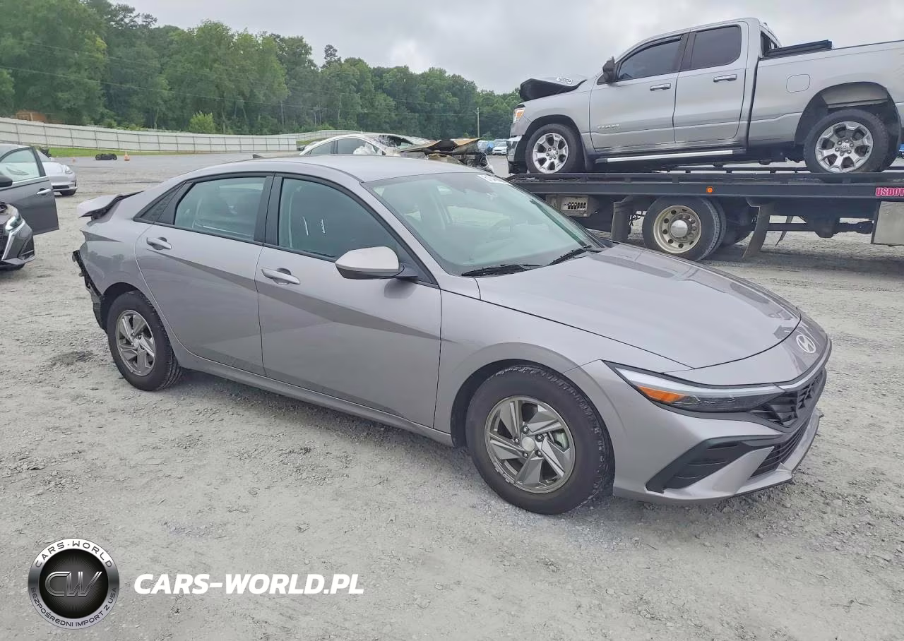 2025 Hyundai Elantra Se VIN:KMHLL4DG6SU049231 - 4