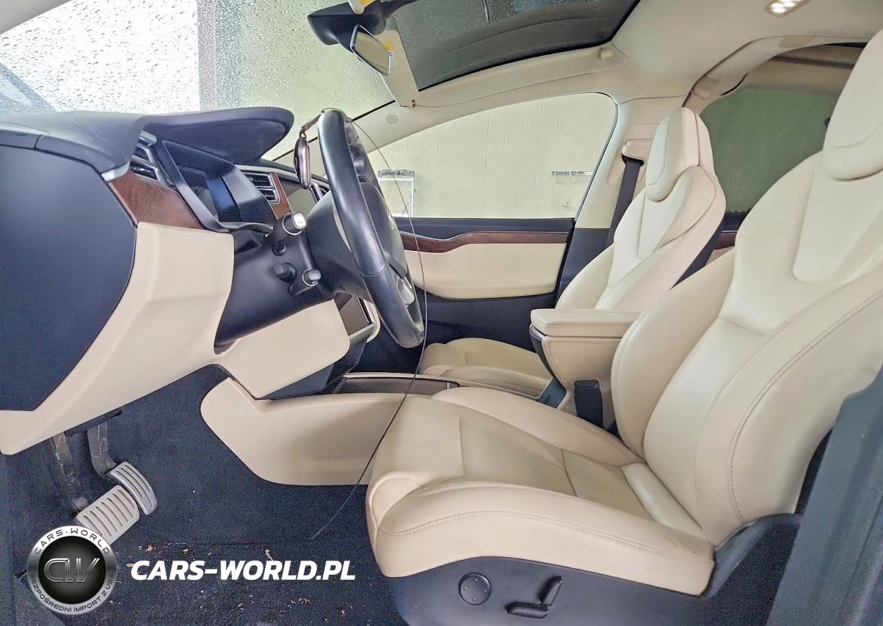 2018 Tesla Model X VIN:5YJXCDE44JF081127 - 7