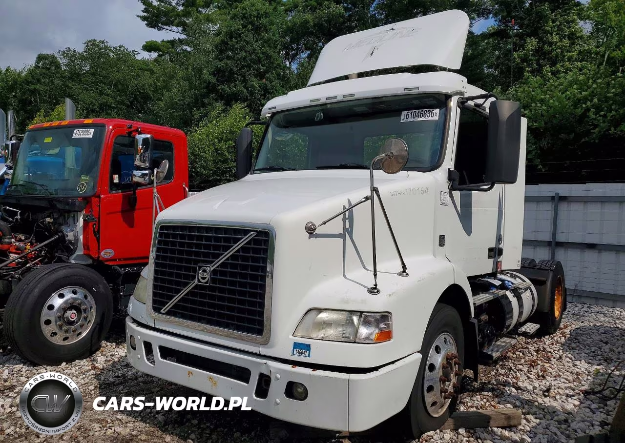 2014 Volvo Vnm Semi Truck