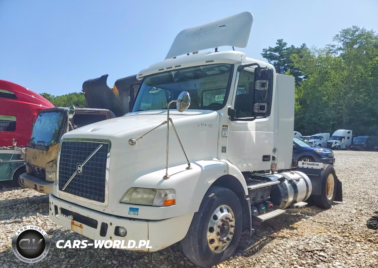 2014 Volvo Vnm Semi Truck – zdjęcie 1 z 13