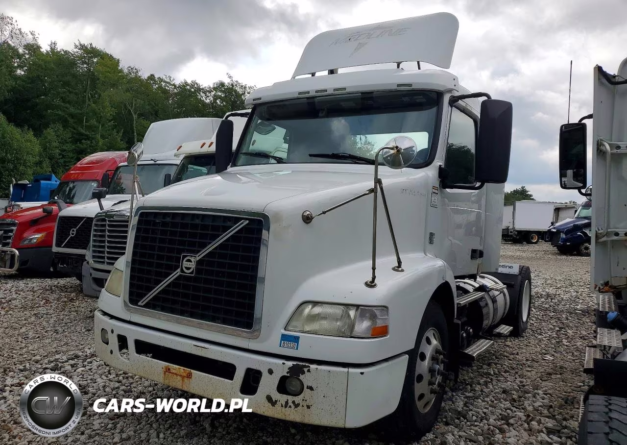2014 Volvo Vnm Semi Truck – zdjęcie 1 z 13