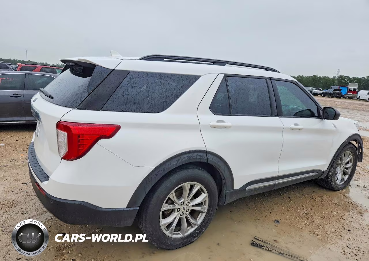 2020 Ford Explorer Xlt VIN:1FMSK7DH6LGC89100 - 3