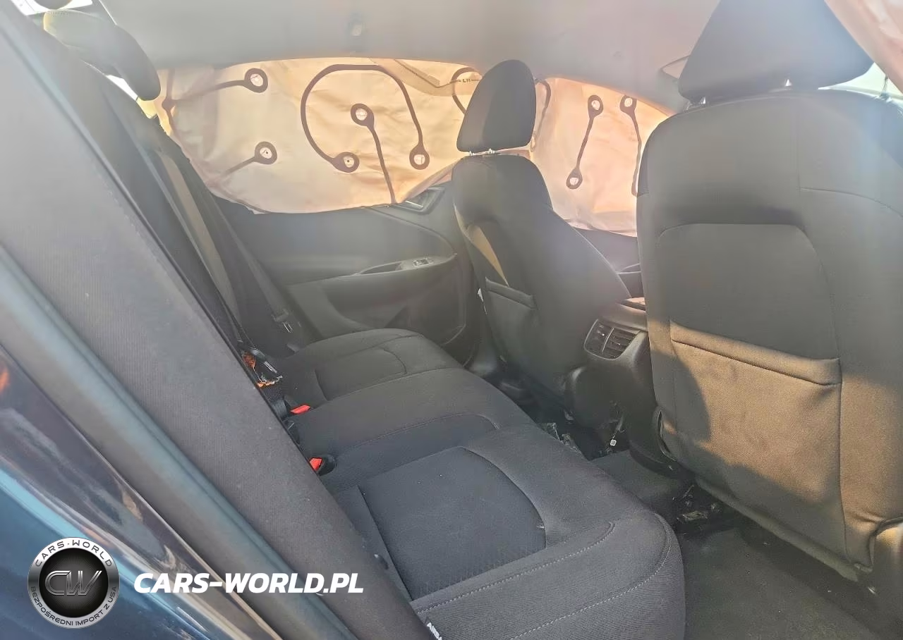 2019 Chevrolet Malibu Lt VIN:1G1ZD5ST9KF120050 - 10