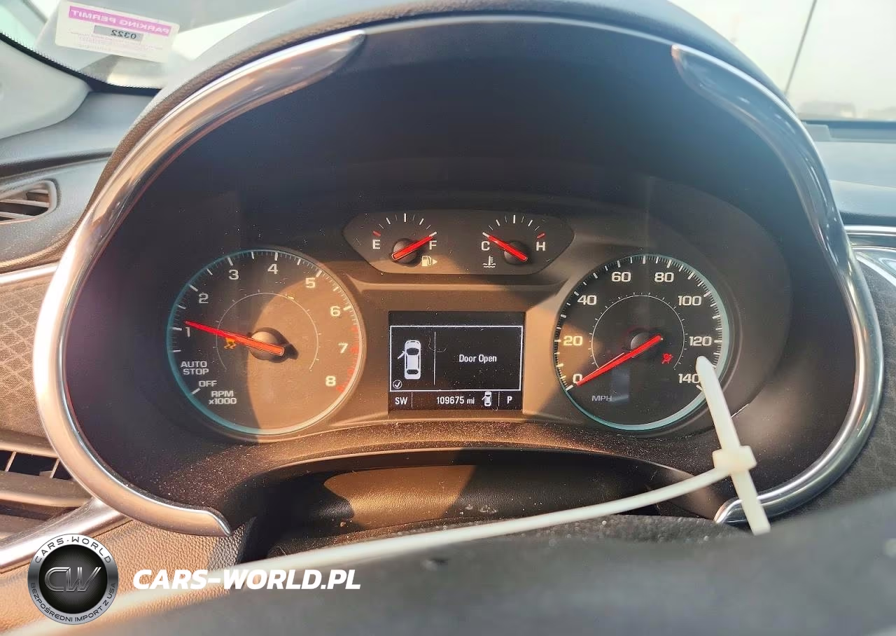 2019 Chevrolet Malibu Lt VIN:1G1ZD5ST9KF120050 - 9