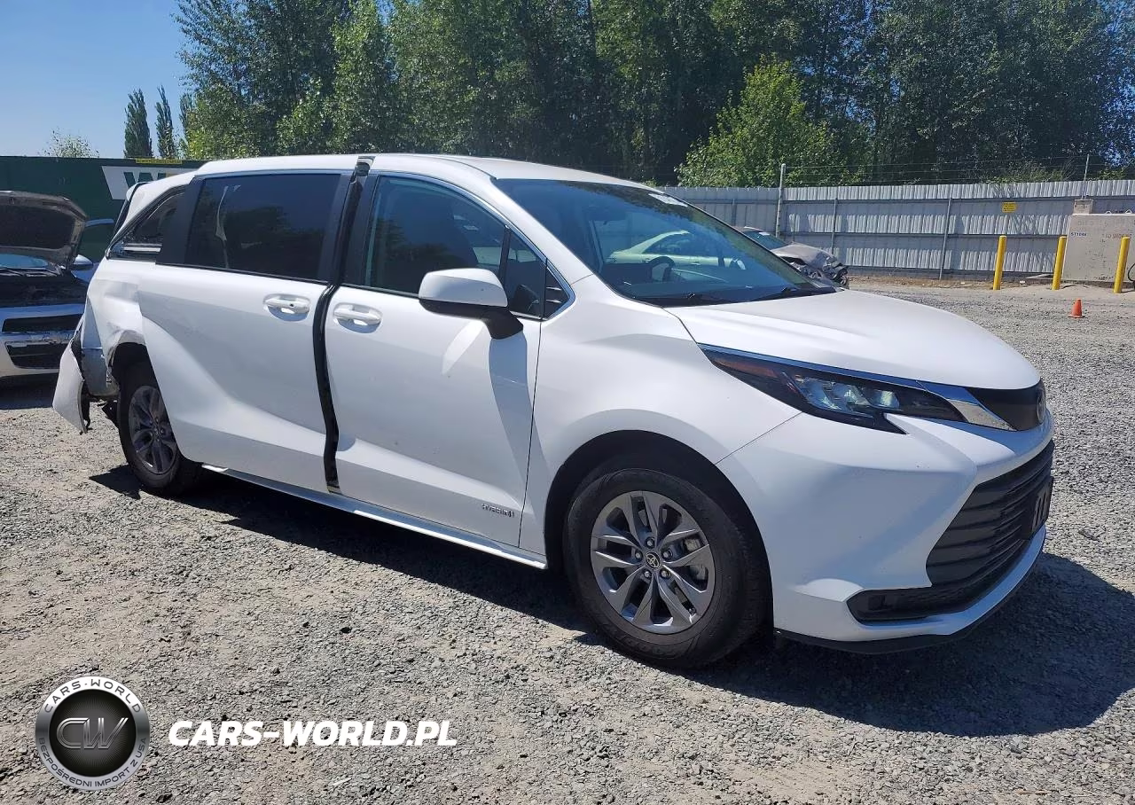 2021 Toyota Sienna Le VIN:5TDKSKFC7MS036674 - 4
