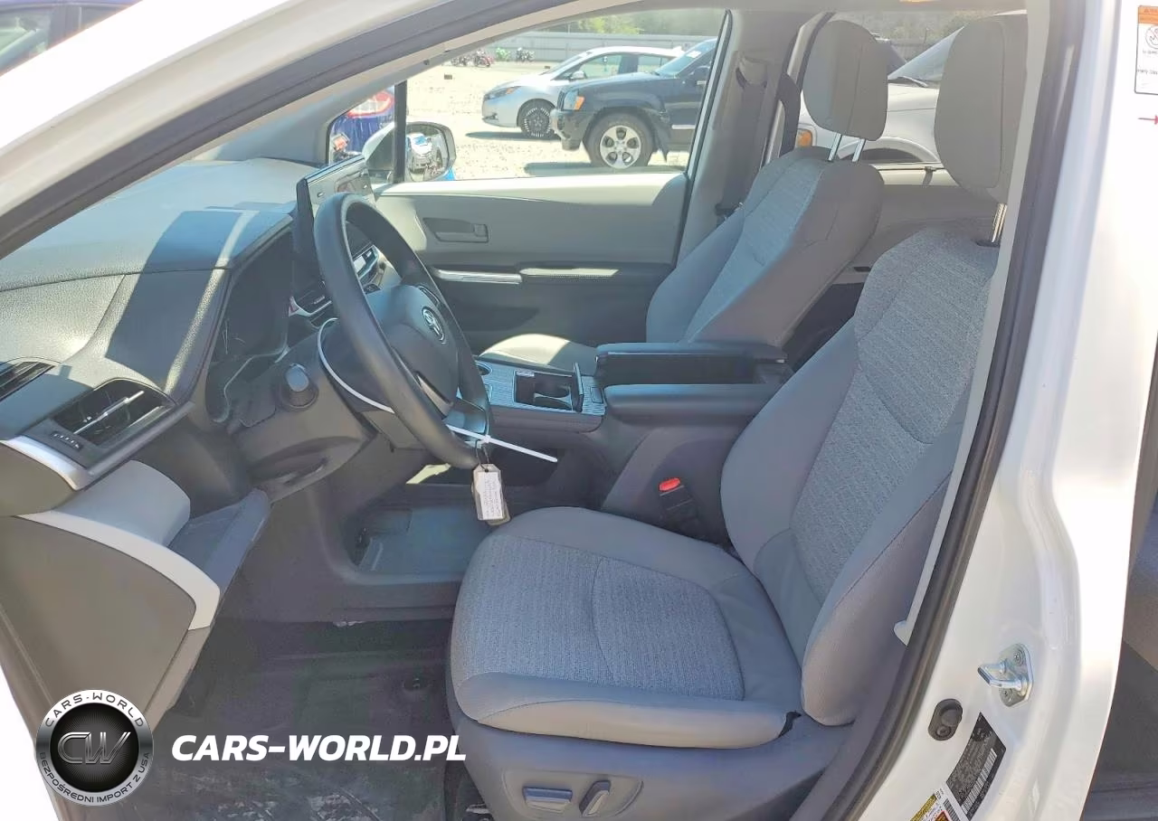 2021 Toyota Sienna Le VIN:5TDKSKFC7MS036674 - 7