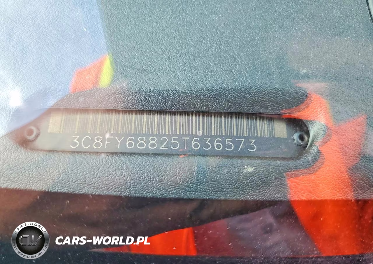 2005 Chrysler Pt Cruiser Limited VIN:3C8FY68825T636573 - 13