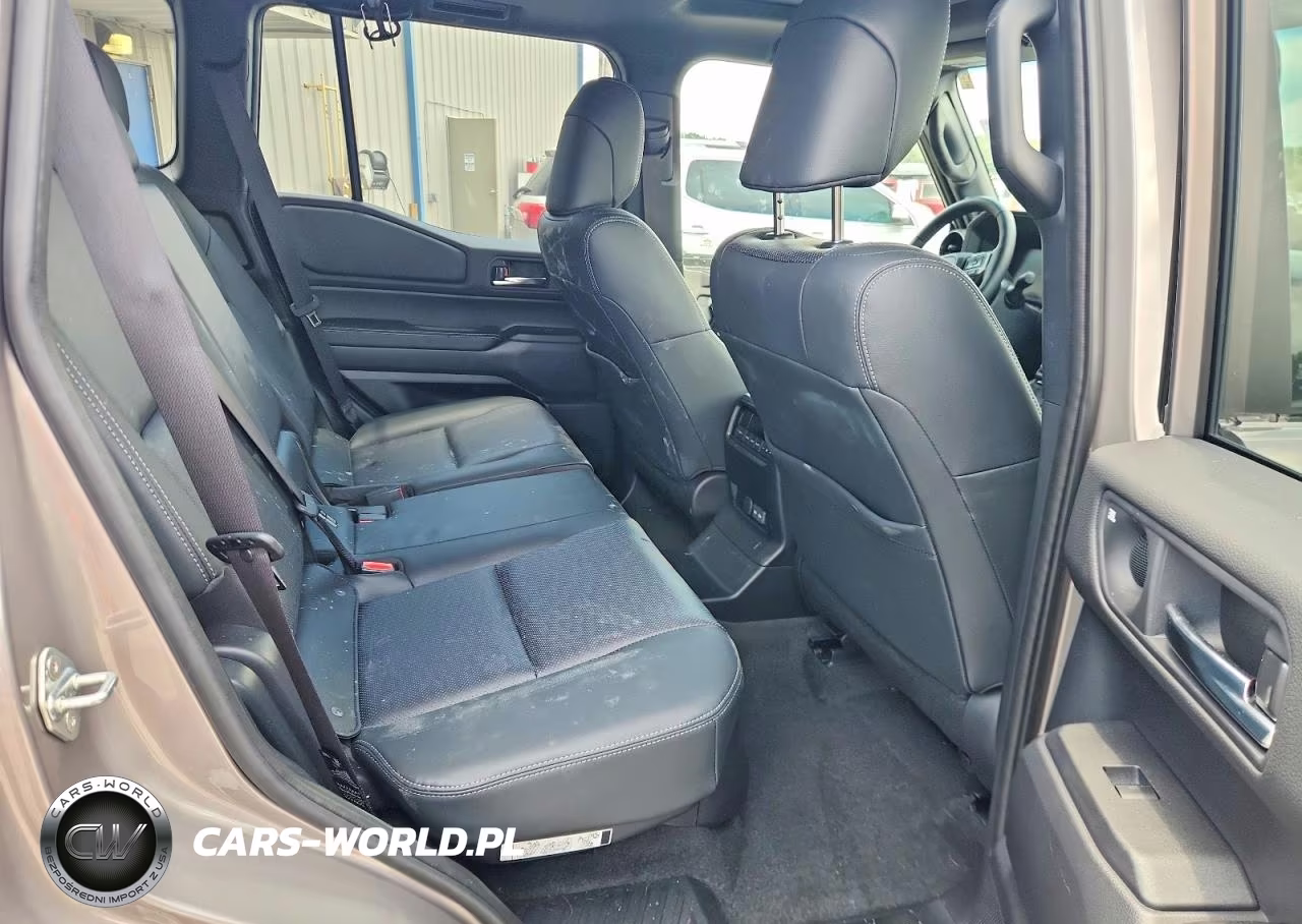 2025 Toyota Land Cruiser Base VIN:JTEABFAJ8SK044422 - 11