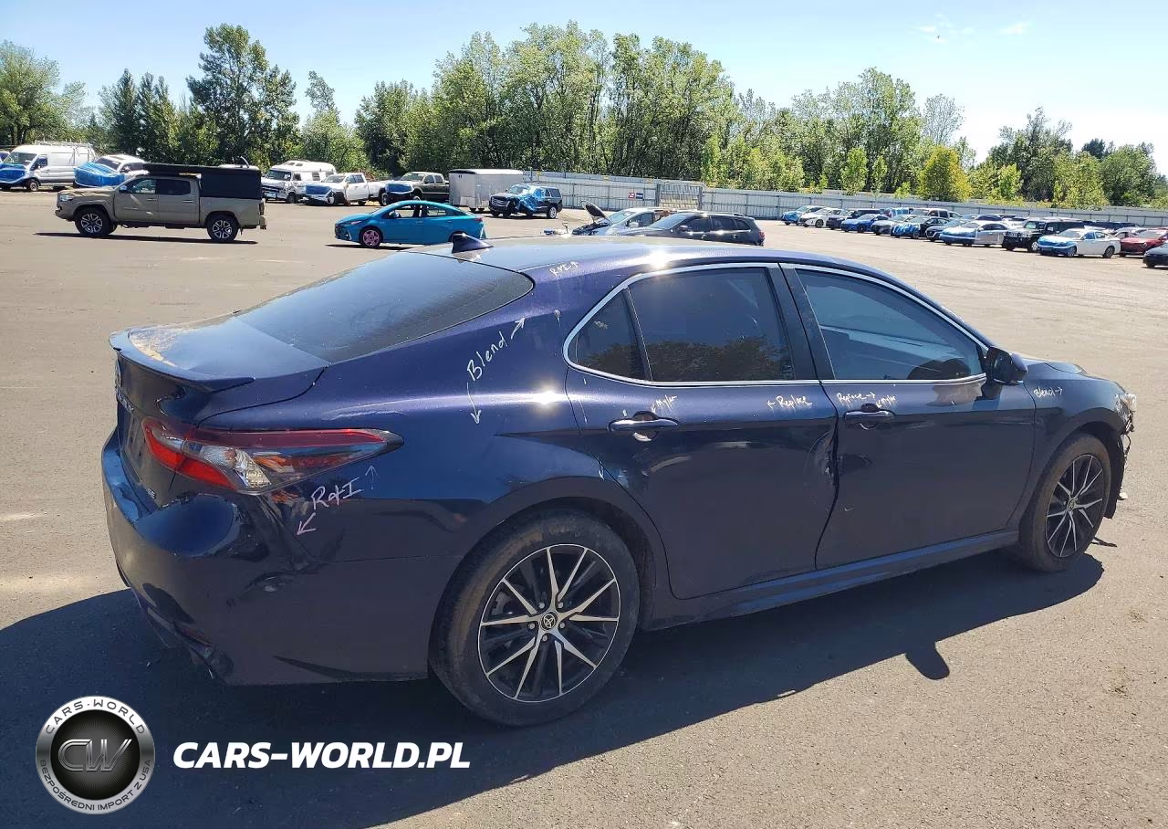 2022 Toyota Camry Se VIN:4T1T11AK7NU675064 - 3