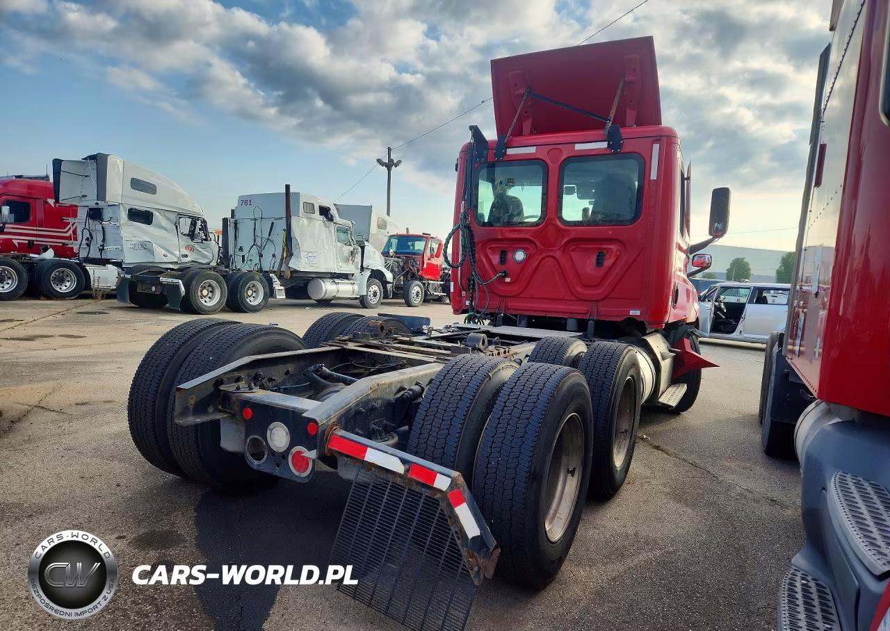 2023 Freightliner Cascadia 126" Day Cab Truck Cab And Chassis VIN:3AKJHLDR7PSNL5484 - 3