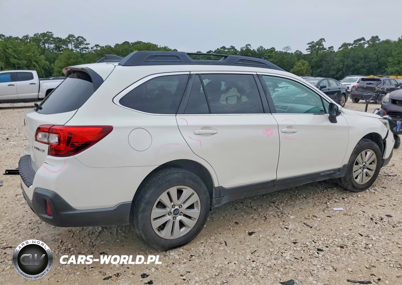 2019 Subaru Outback 2.5I Premium VIN:4S4BSAHC4K3341549 - 3
