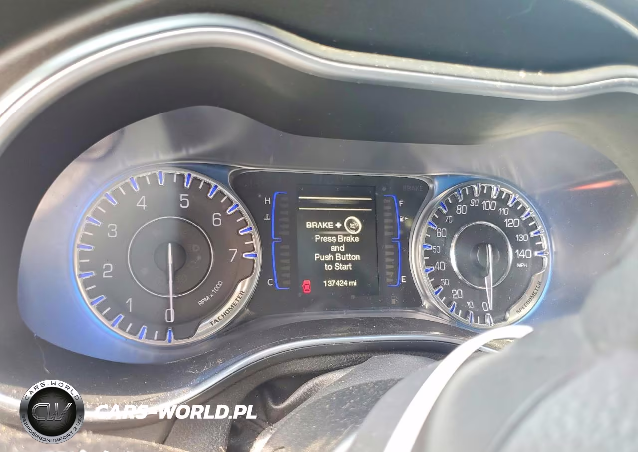 2015 Chrysler 200 Limited VIN:1C3CCCAB9FN662729 - 9