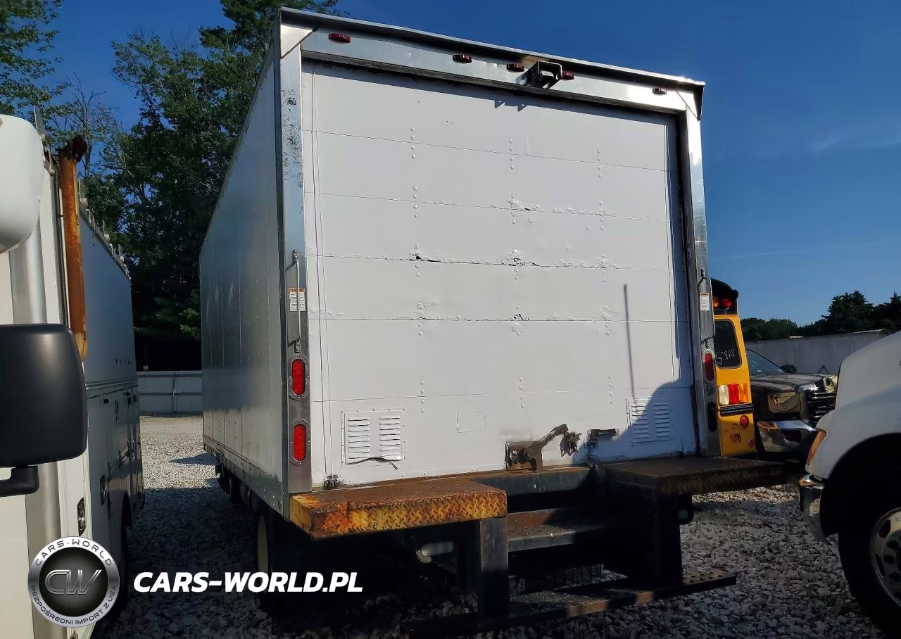2017 Hino 195 Box Truck VIN:JHHSDM2H5HK005814 - 2