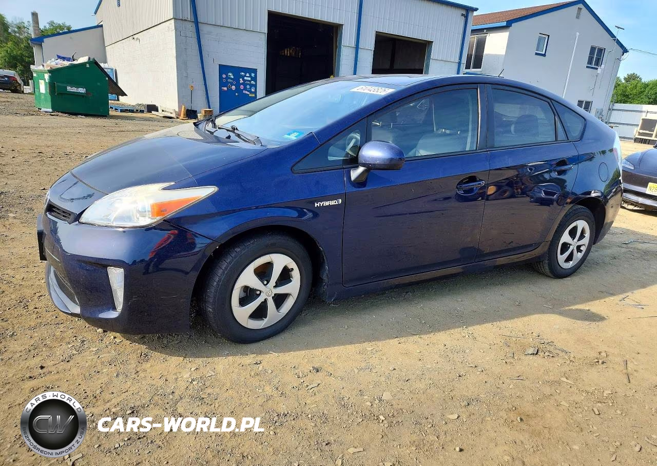 2013 Toyota Prius Four – zdjęcie 1 z 12