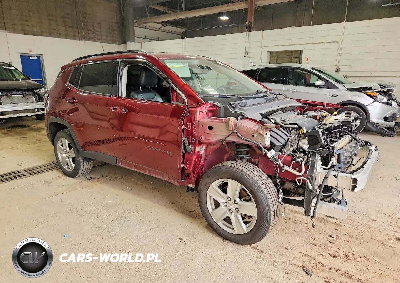 2022 Jeep Compass Latitude VIN:3C4NJDBB7NT124060 - 4