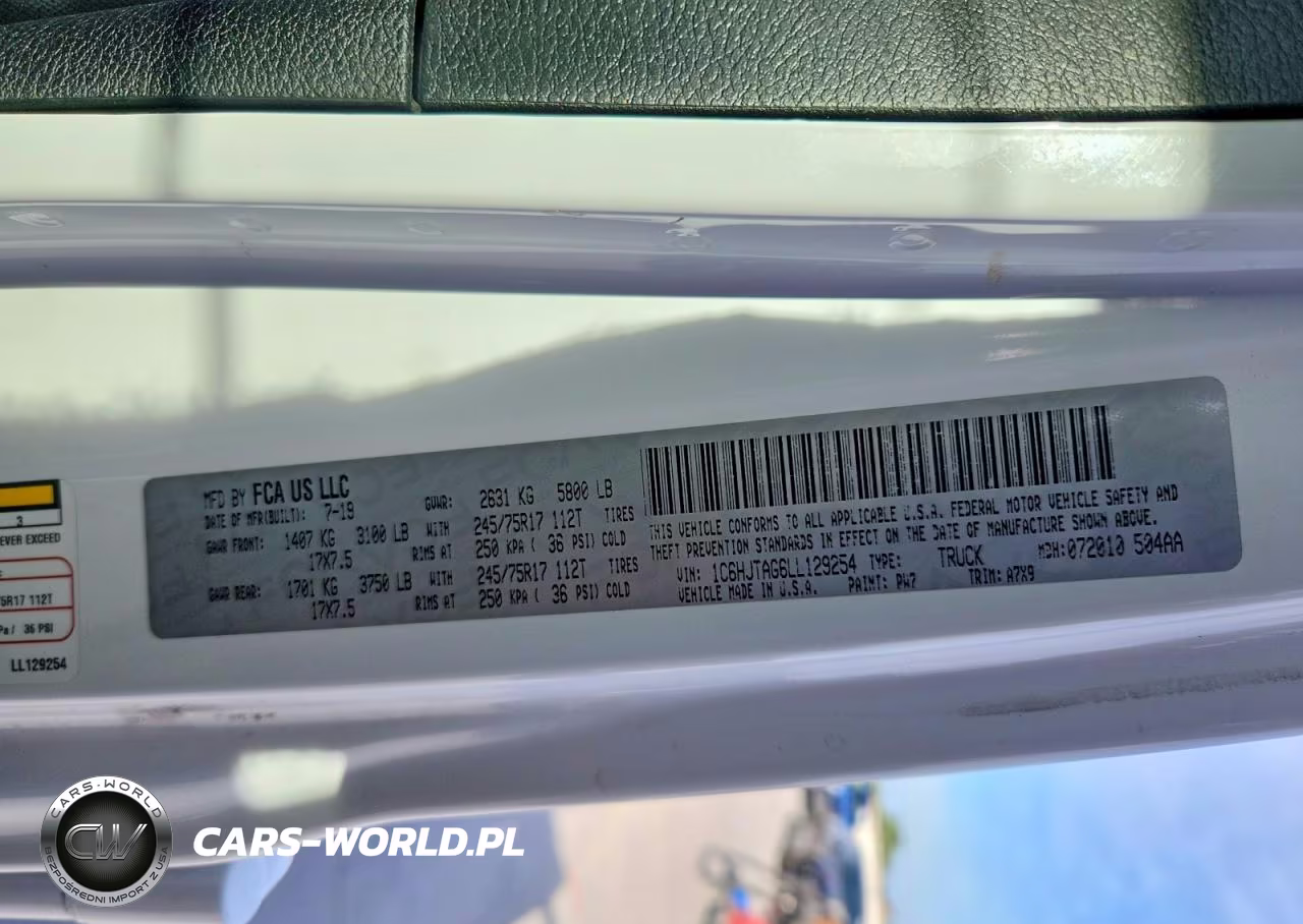 2020 Jeep Gladiator Sport VIN:1C6HJTAG6LL129254 - 12