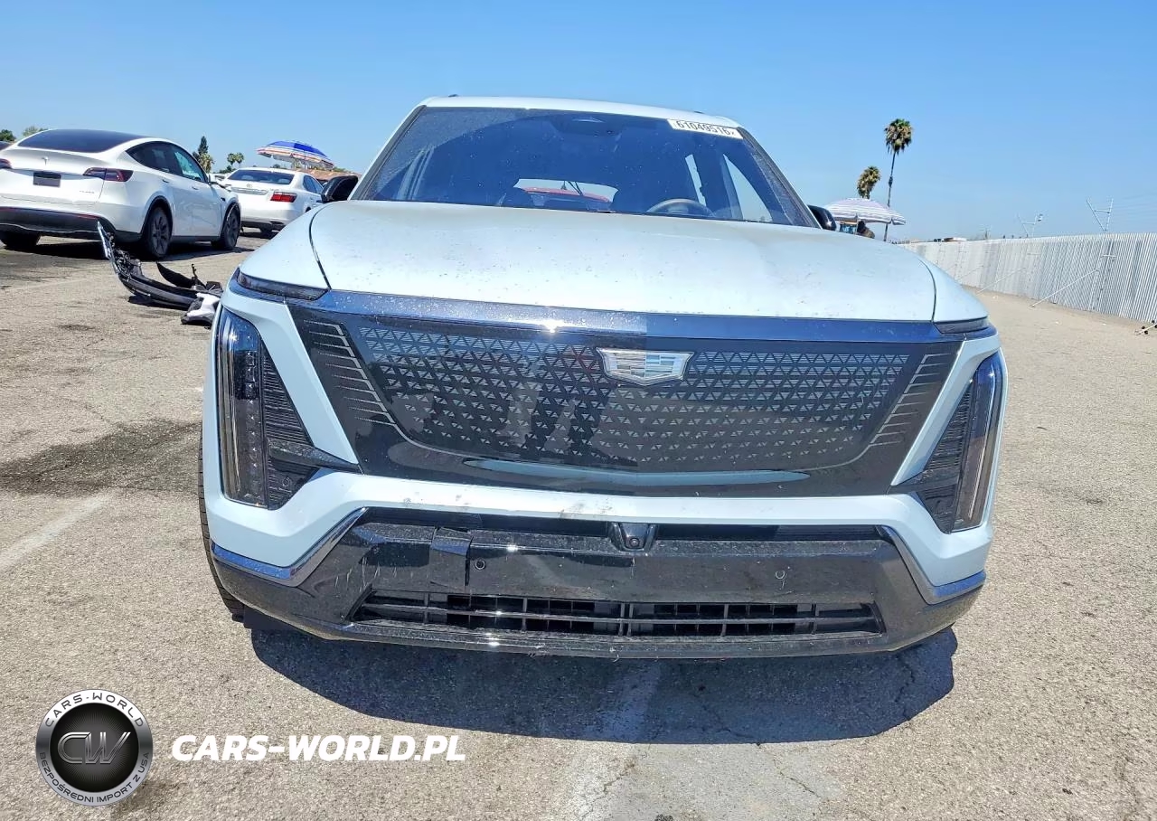 2026 Cadillac Vistiq Sport VIN:1GYC3NML2TZ712736 - 5