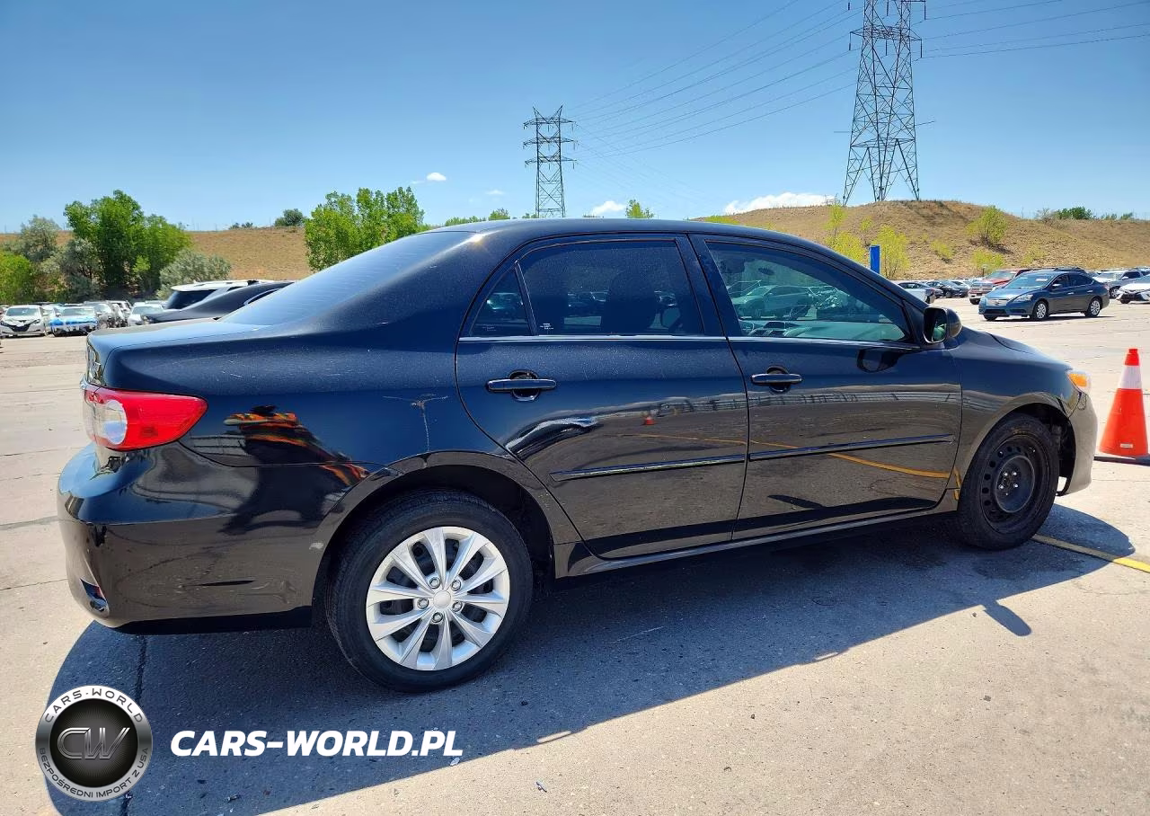 2013 Toyota Corolla Le VIN:2T1BU4EE0DC091632 - 3
