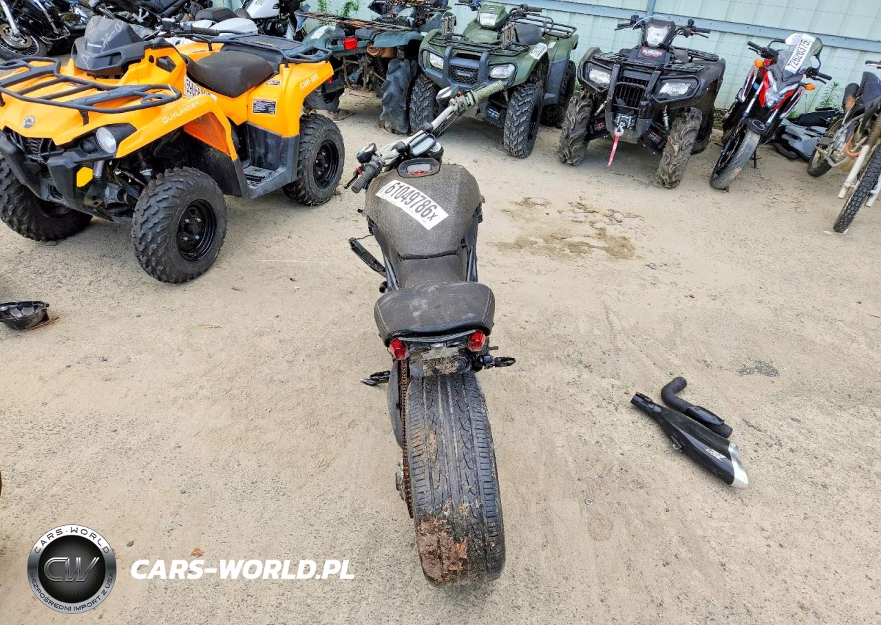 2012 Ducati Diavel VIN:ZDM13BLW0CB009463 - 6