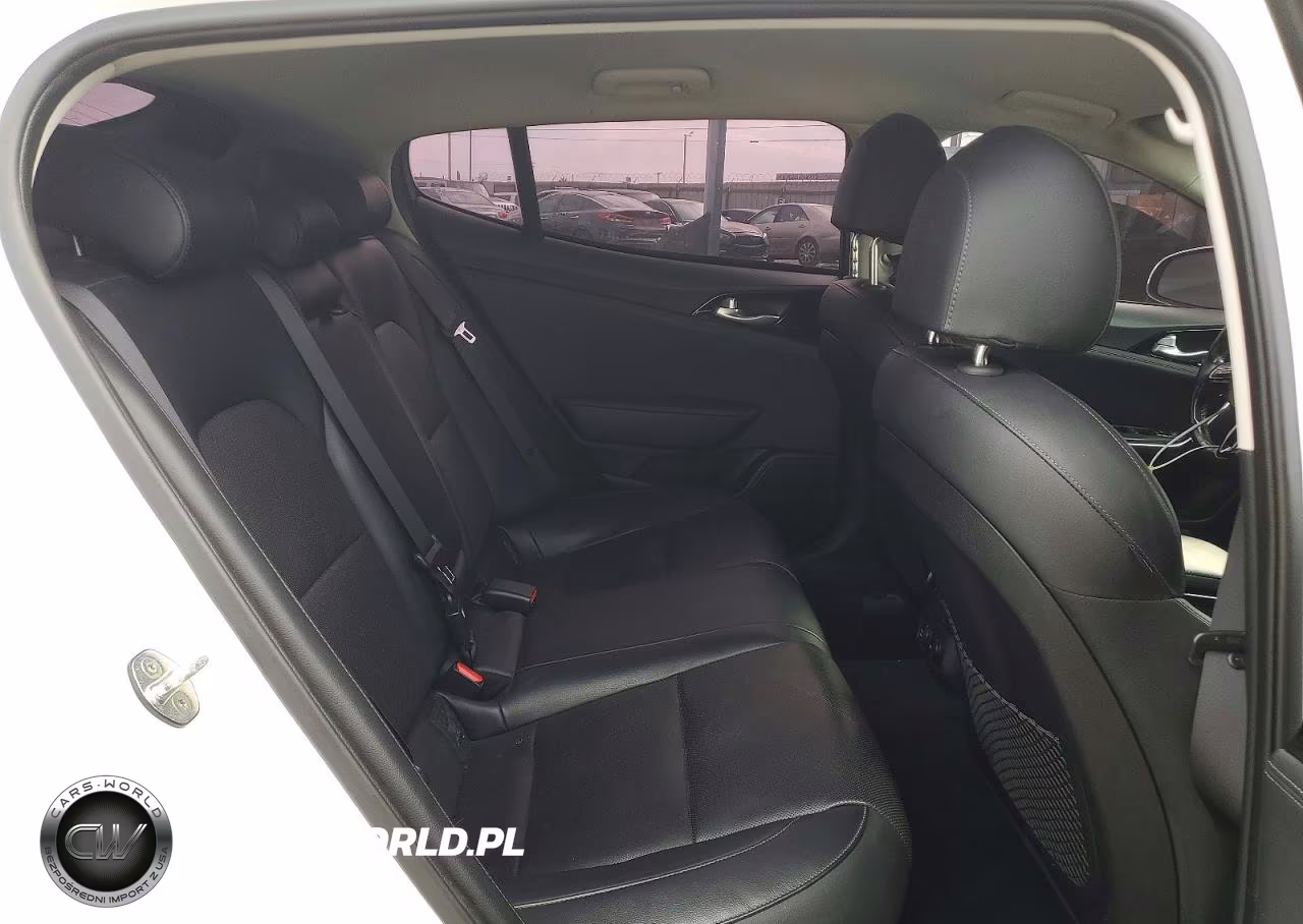 2019 Kia Stinger Base VIN:KNAE15LA2K6067118 - 10