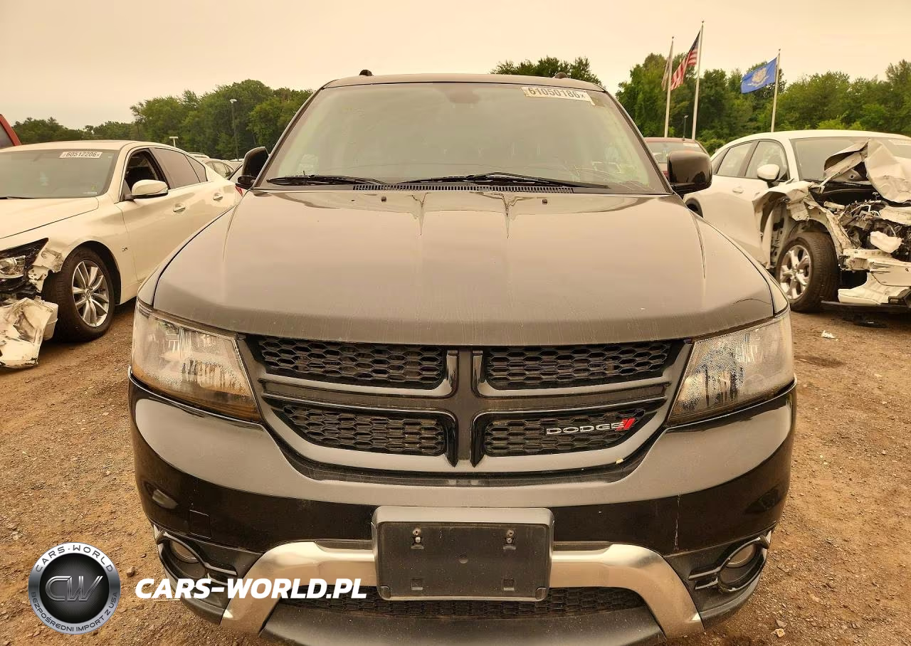 2019 Dodge Journey Crossroad VIN:3C4PDDGG4KT857487 - 5